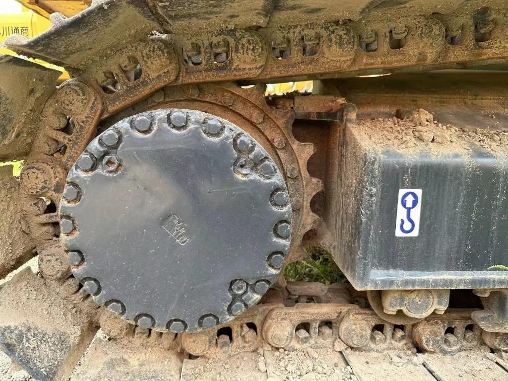 Komatsu PC240-8 履带挖掘机