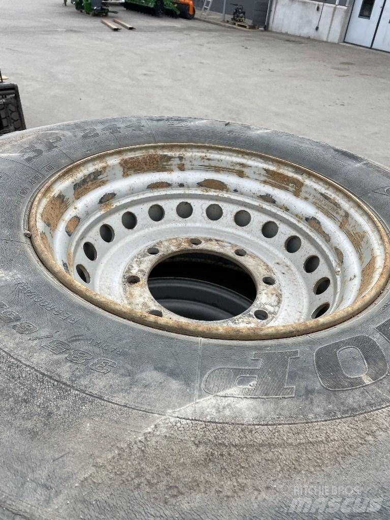 JCB 409 轮胎、车轮和轮圈