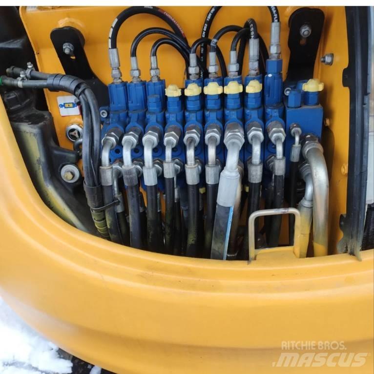JCB 8045 小型挖掘机