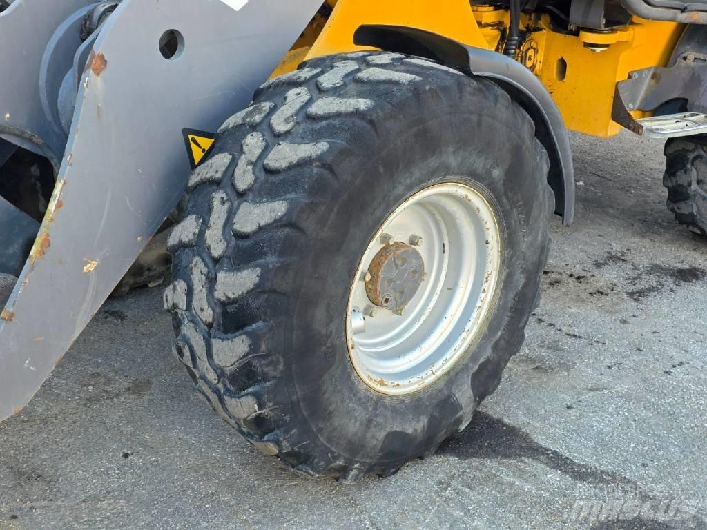 Volvo L 25 B 轮式装载机