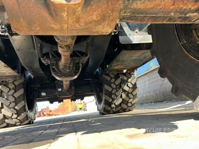 Hitachi ZX 140 W-5B 轮式挖掘机