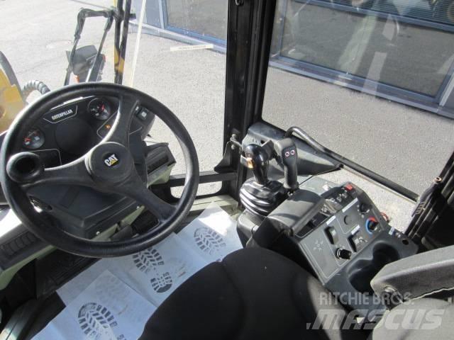 CAT 906 轮式装载机