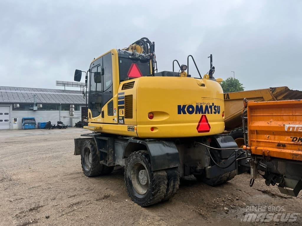 Komatsu PW 148 轮式挖掘机