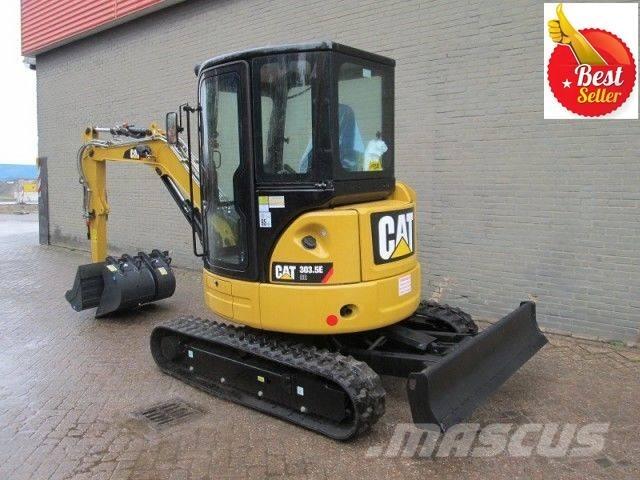 CAT 303.5 小型挖掘机