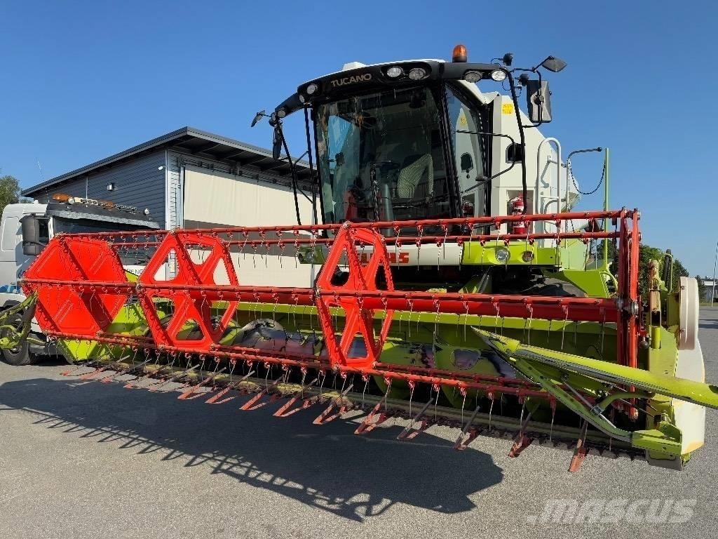 CLAAS Tucano 420 APS 联合收割机