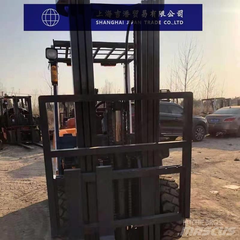 TCM 30j 柴油叉车