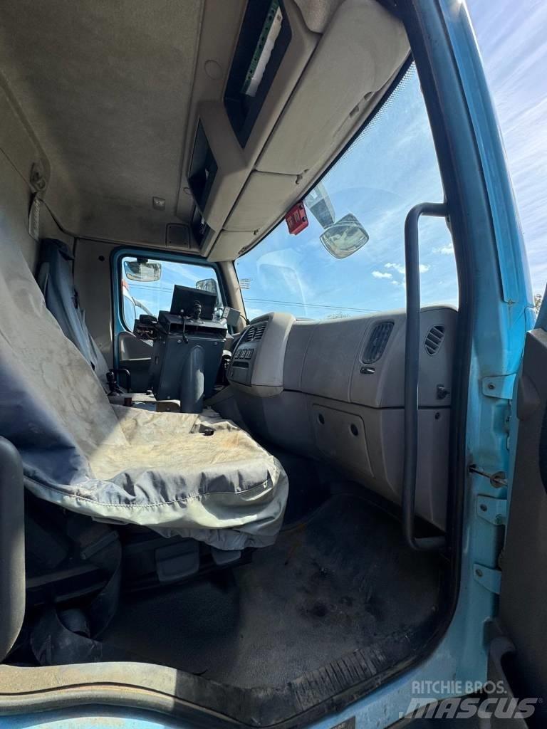 DAF LF 220 道路清扫车