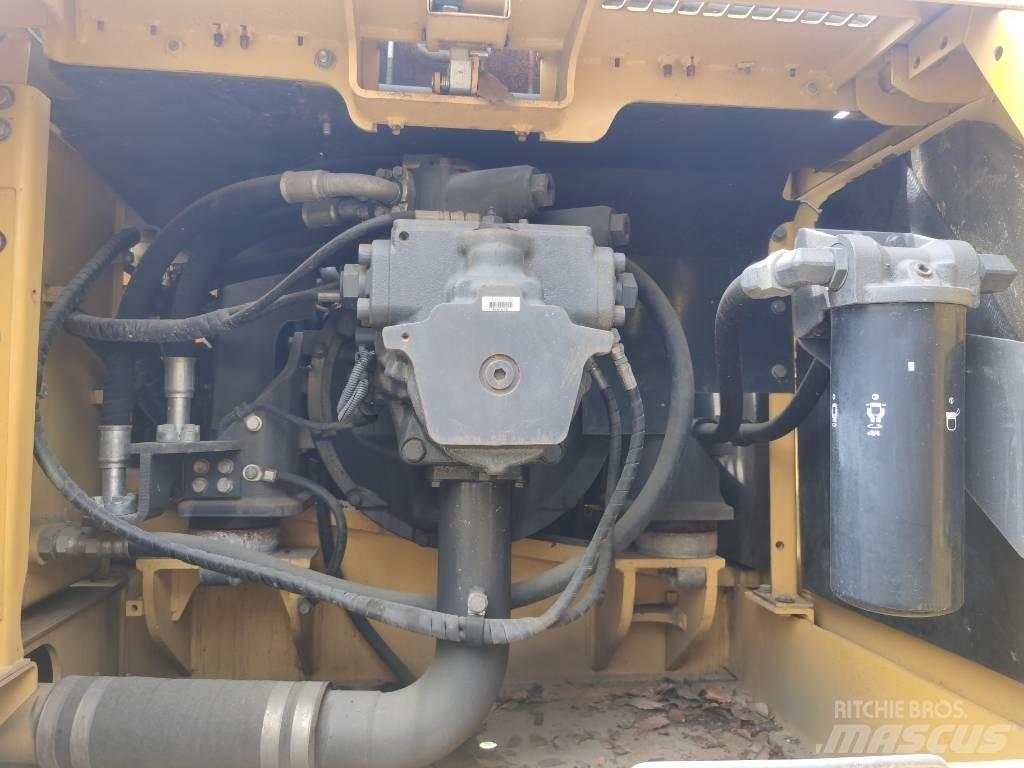 Komatsu PC 350-7 履带挖掘机