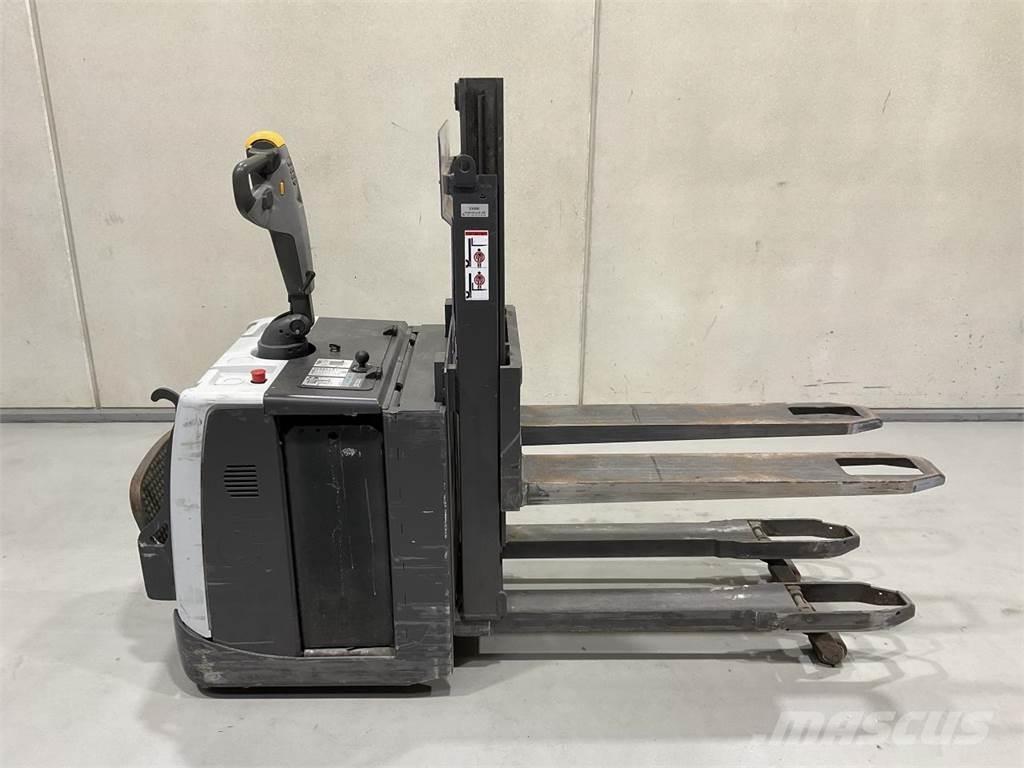 Atlet PBP200THP167 行走式堆垛机