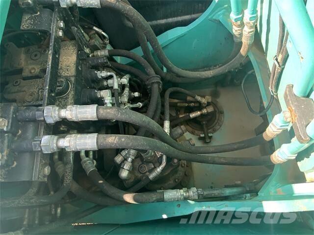 Kobelco SK 130 履带挖掘机