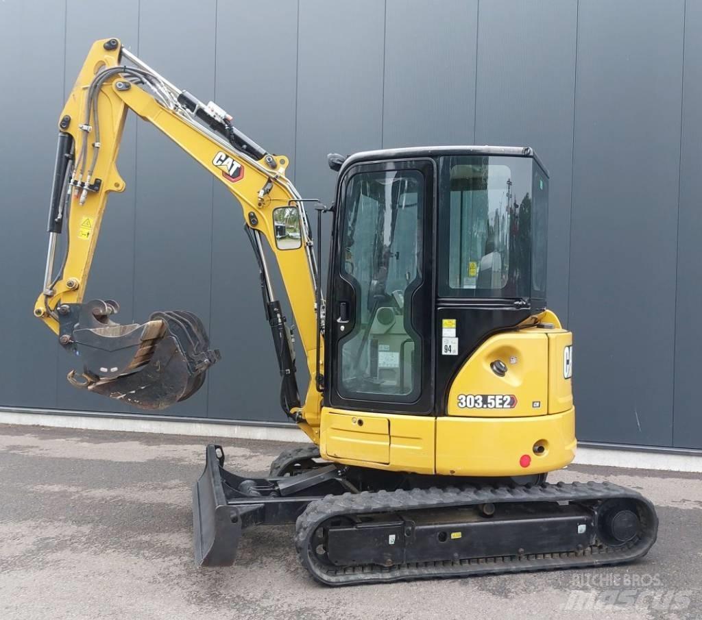 CAT 303.5E2CR 小型挖掘机