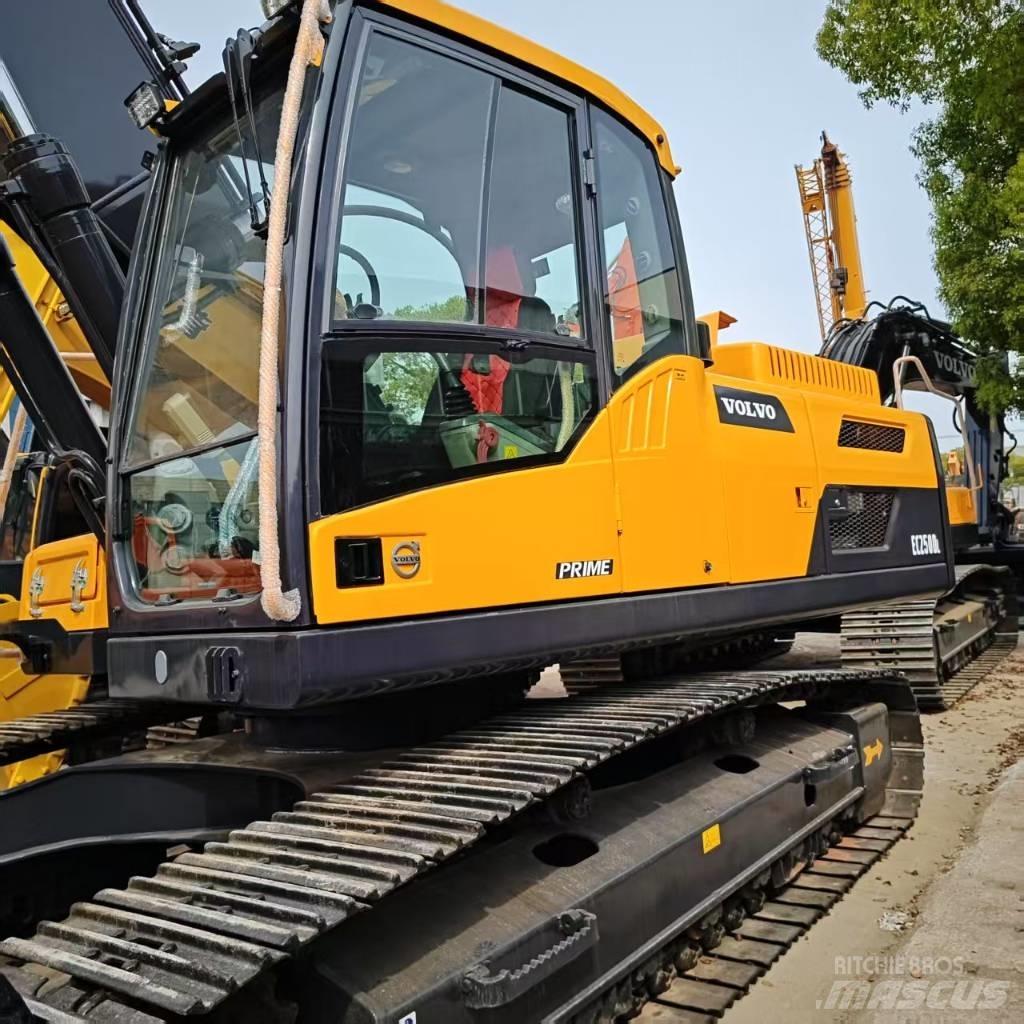 Volvo EC 250 D L 履带挖掘机