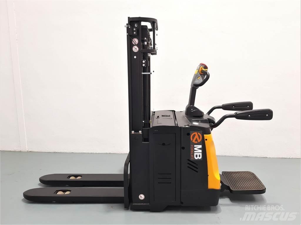  ES16 RSiL Litio 电动搬运车