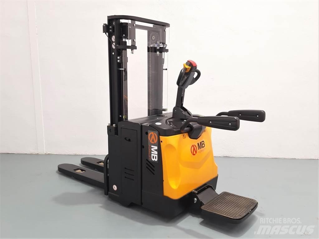  ES16 RSiL Litio 电动搬运车