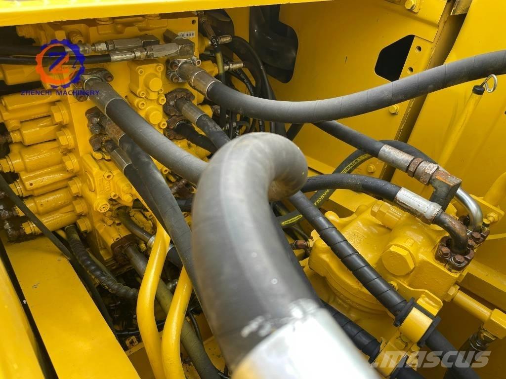 Komatsu PC 220-8 履带挖掘机