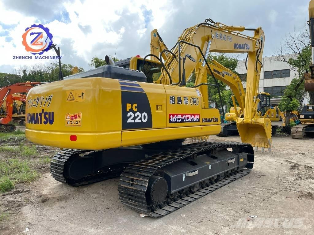 Komatsu PC 220-8 履带挖掘机