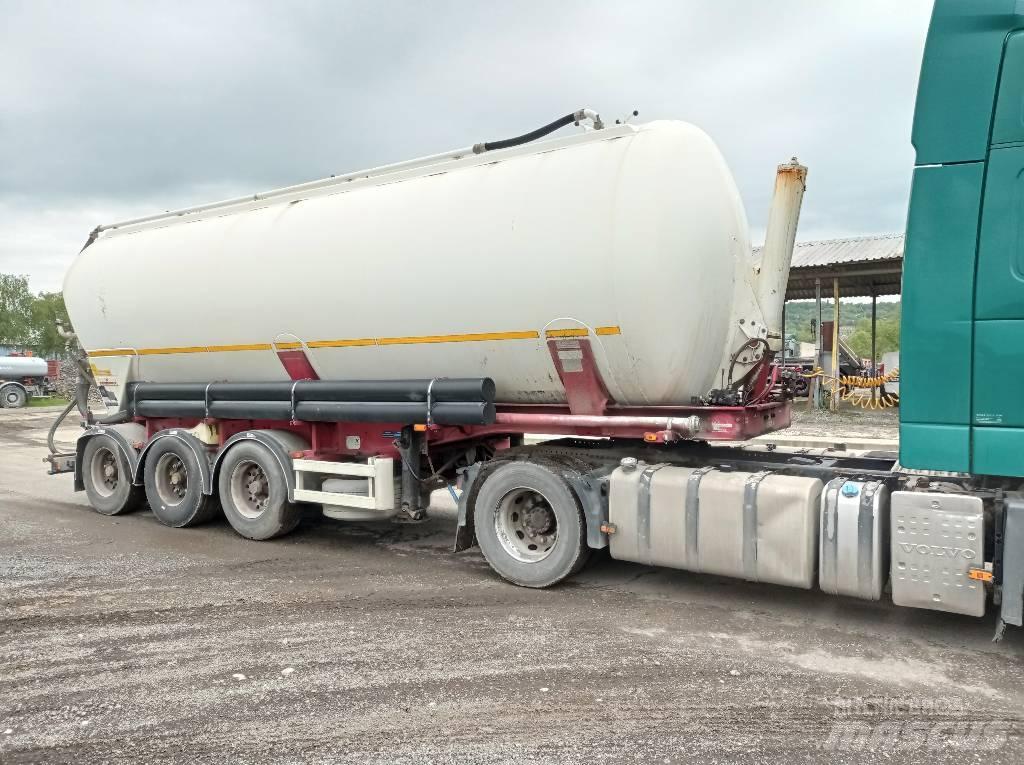 Kässbohrer Kippsilo 罐式拖车
