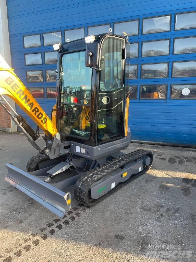 Bernards 2.7 EXKA 小型挖掘机