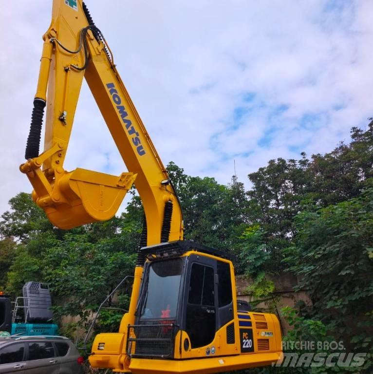 Komatsu PC 220-7 履带挖掘机