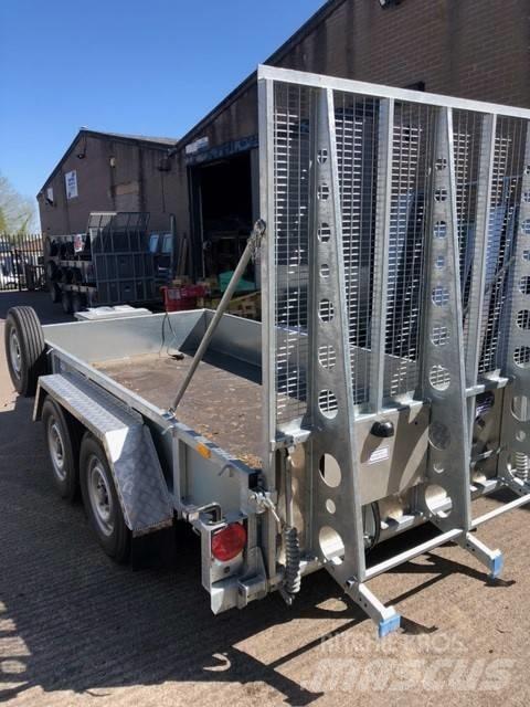 Ifor Williams GP 126 轻型拖车