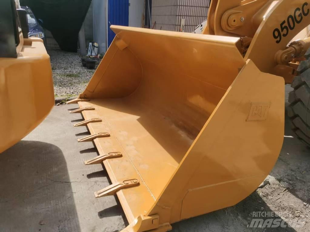 CAT 950gc 轮式装载机