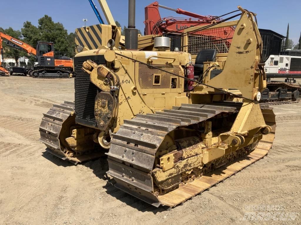 CAT D 6 D 铺管机