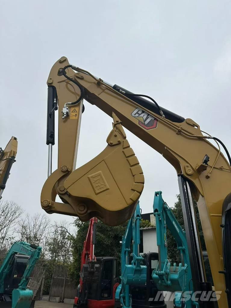 CAT CAT305.5E2 小型挖掘机