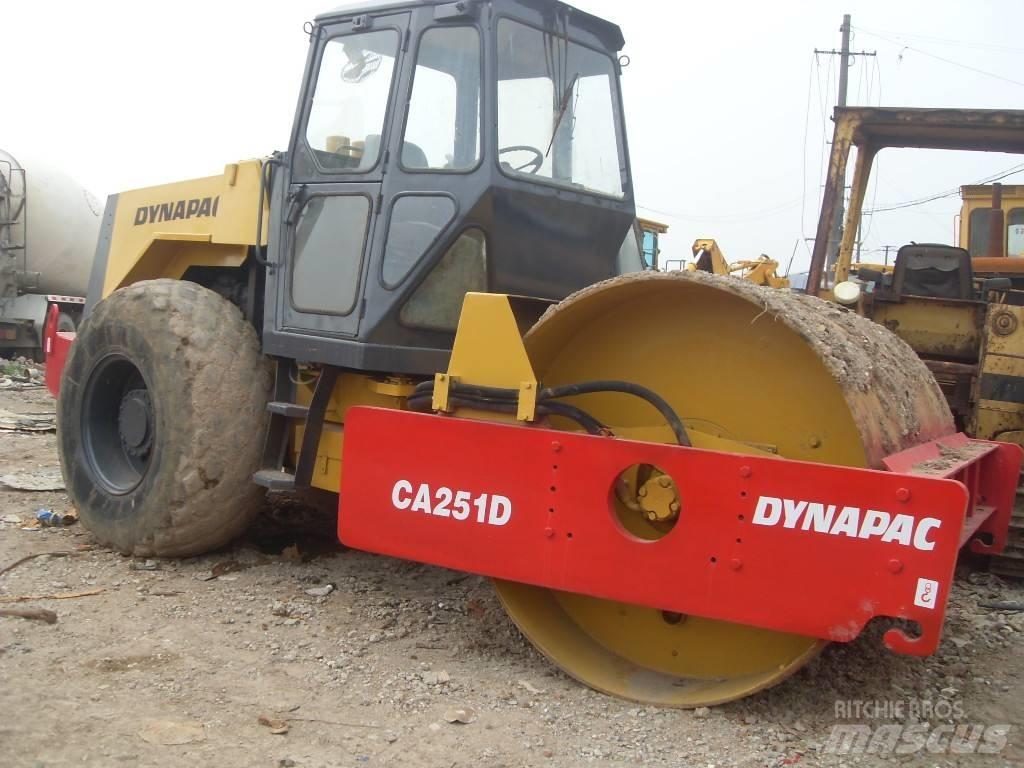 Dynapac CA 251 D 单轮压路机