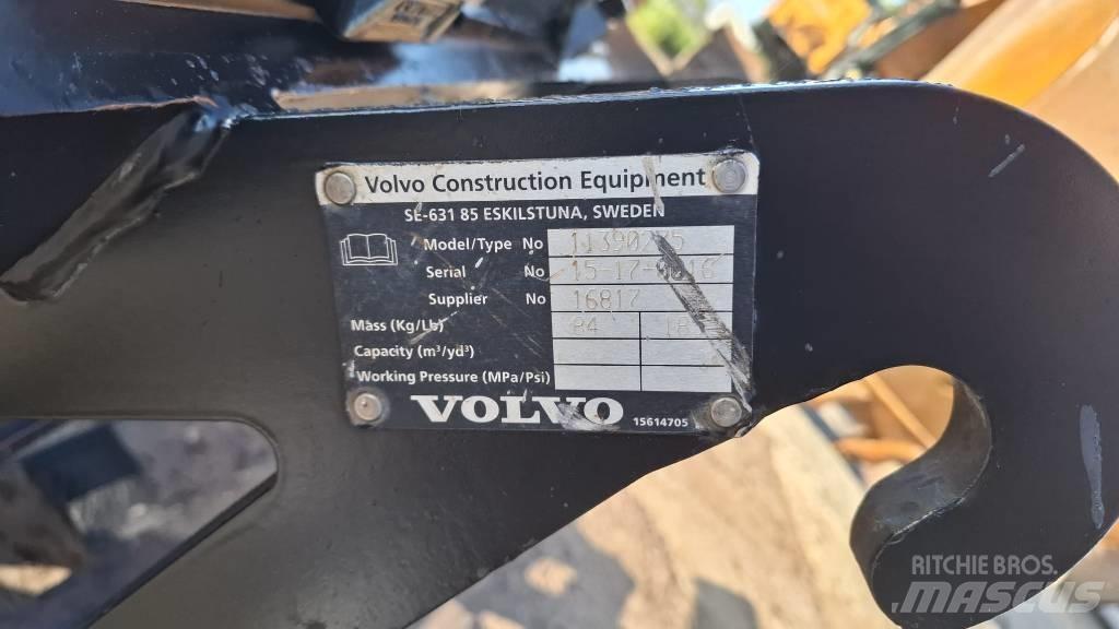 Volvo BM L20B 轮式装载机