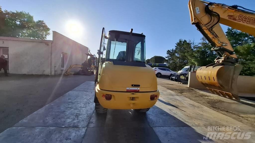 Volvo BM L20B 轮式装载机