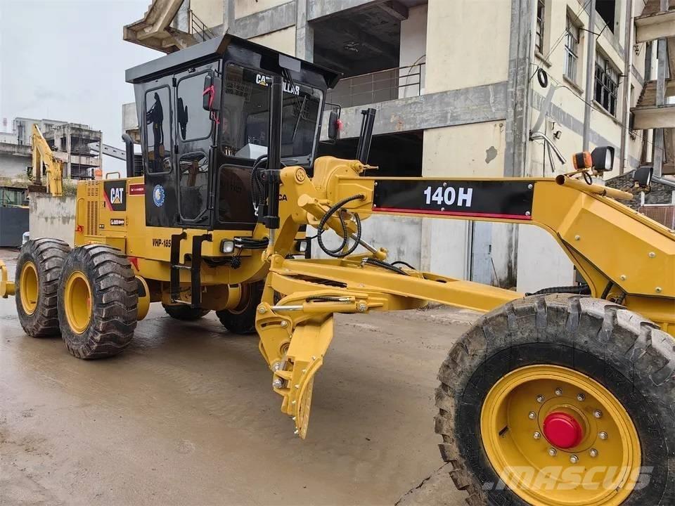 CAT 140H 平地机/推土机