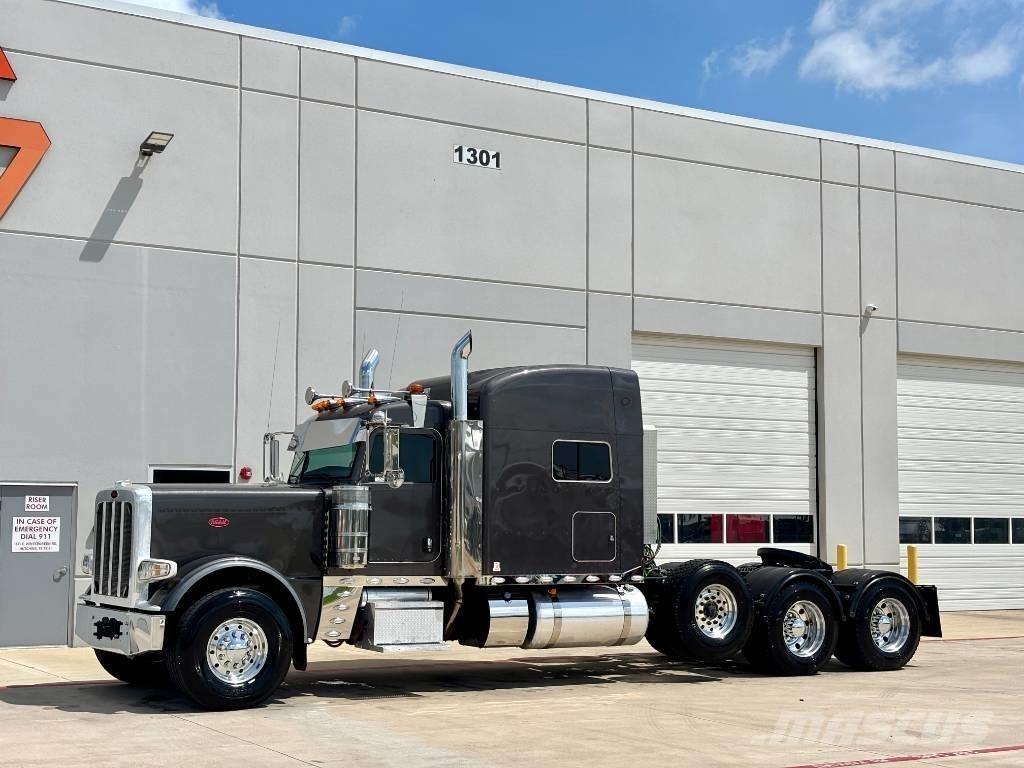 Peterbilt 389 牵引车