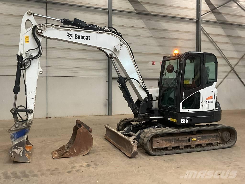 Bobcat E 85 中型挖掘机