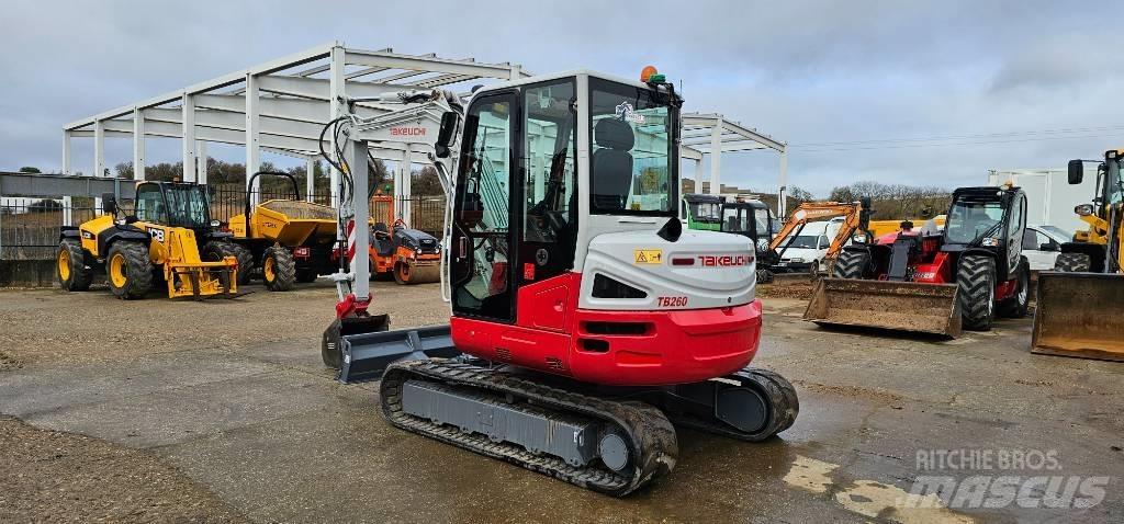 Takeuchi TB 260 小型挖掘机