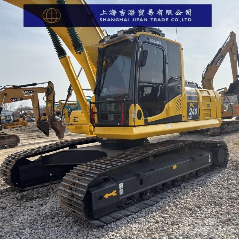 Komatsu PC 240 履带挖掘机
