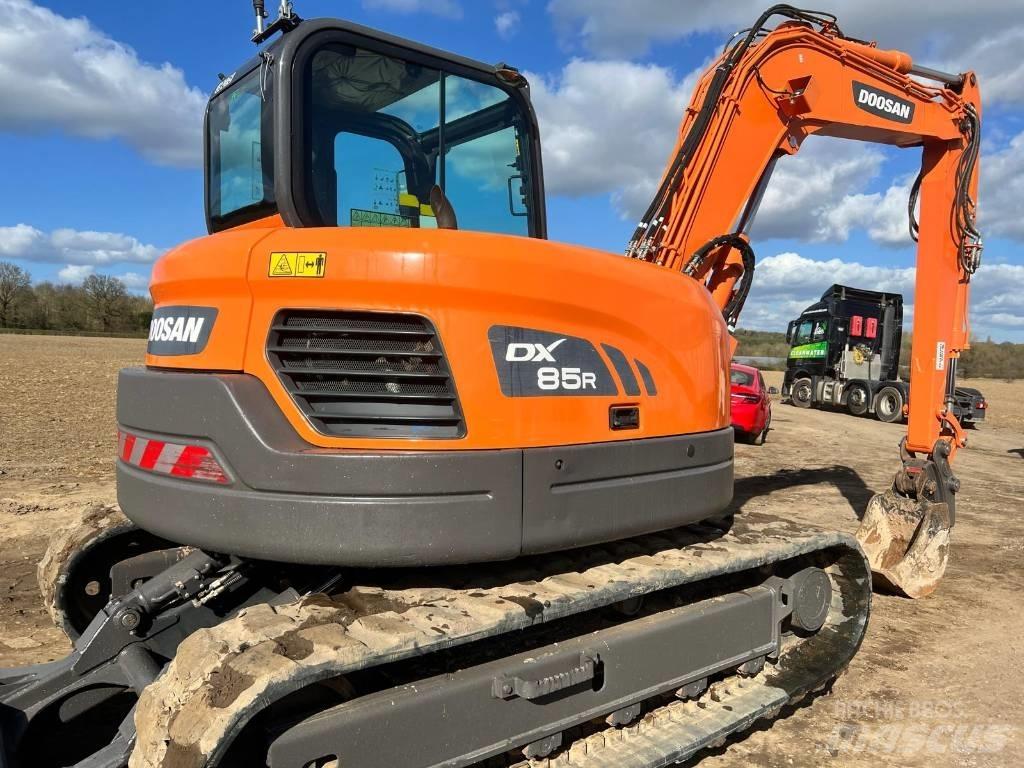 Doosan DX 85 R 中型挖掘机