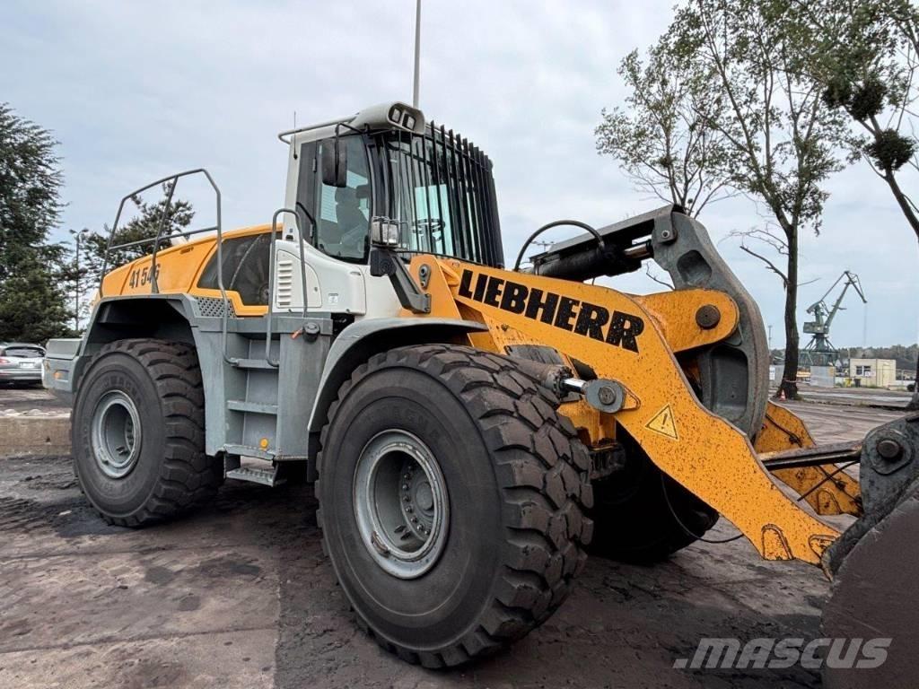 Liebherr L 566 轮式装载机