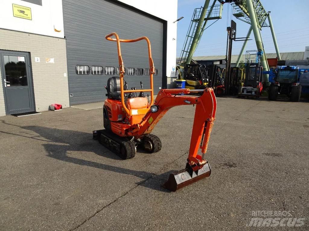 Kubota U10-3 小型挖掘机