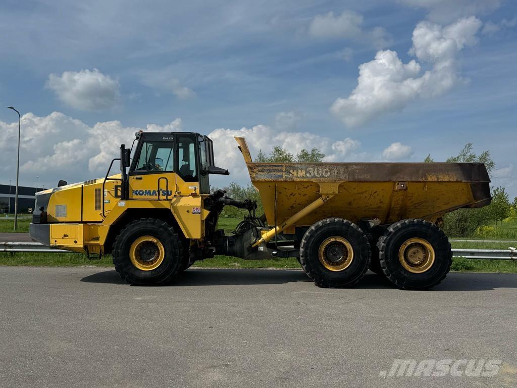 Komatsu HM300-2 铰接式自卸车