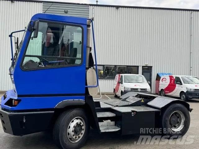 Terberg YT 182 码头牵引车