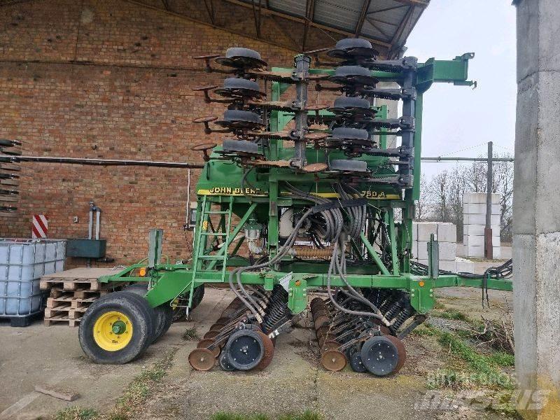 John Deere 750A 农业机械-其他