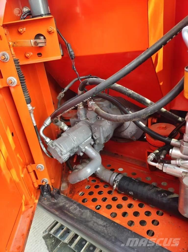 Hitachi ZX 60 小型挖掘机