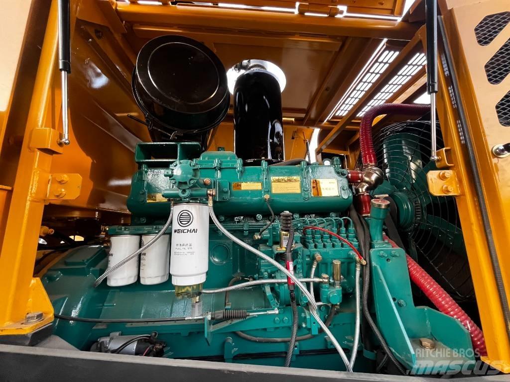 XCMG XS 223 J 单轮压路机