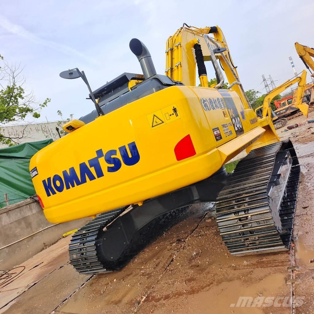 Komatsu PC 240 履带挖掘机
