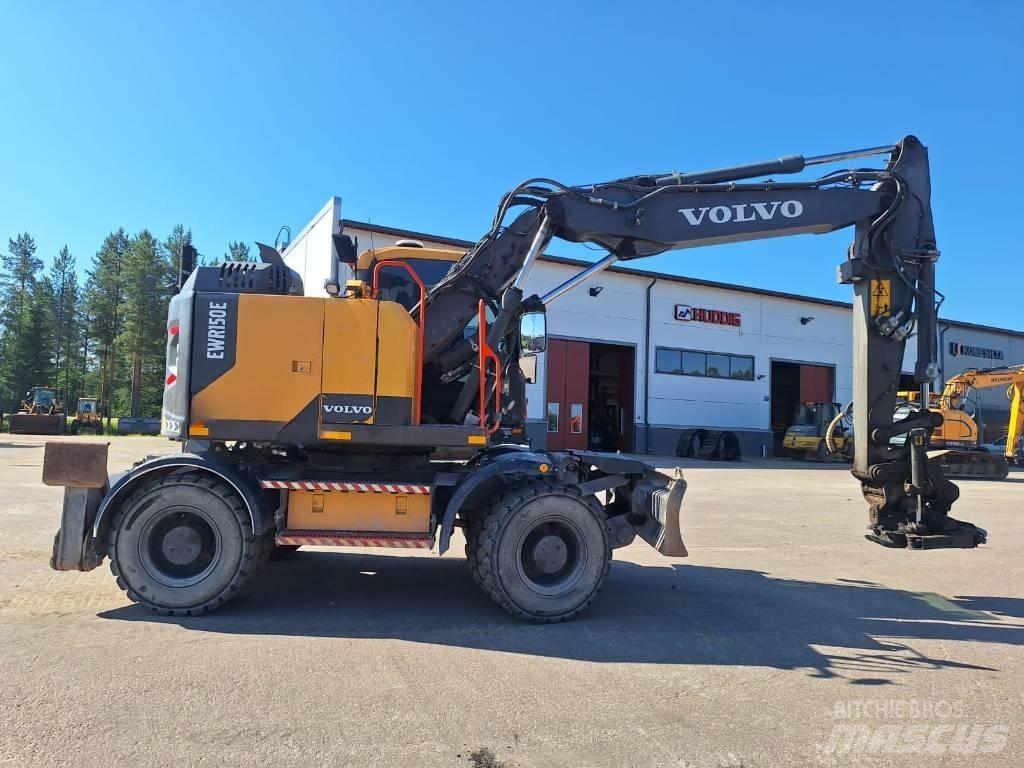 Volvo EWR 150 E 轮式挖掘机