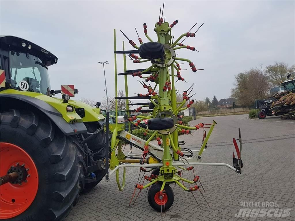 CLAAS VOLTO 1100 犁耙和摊草机