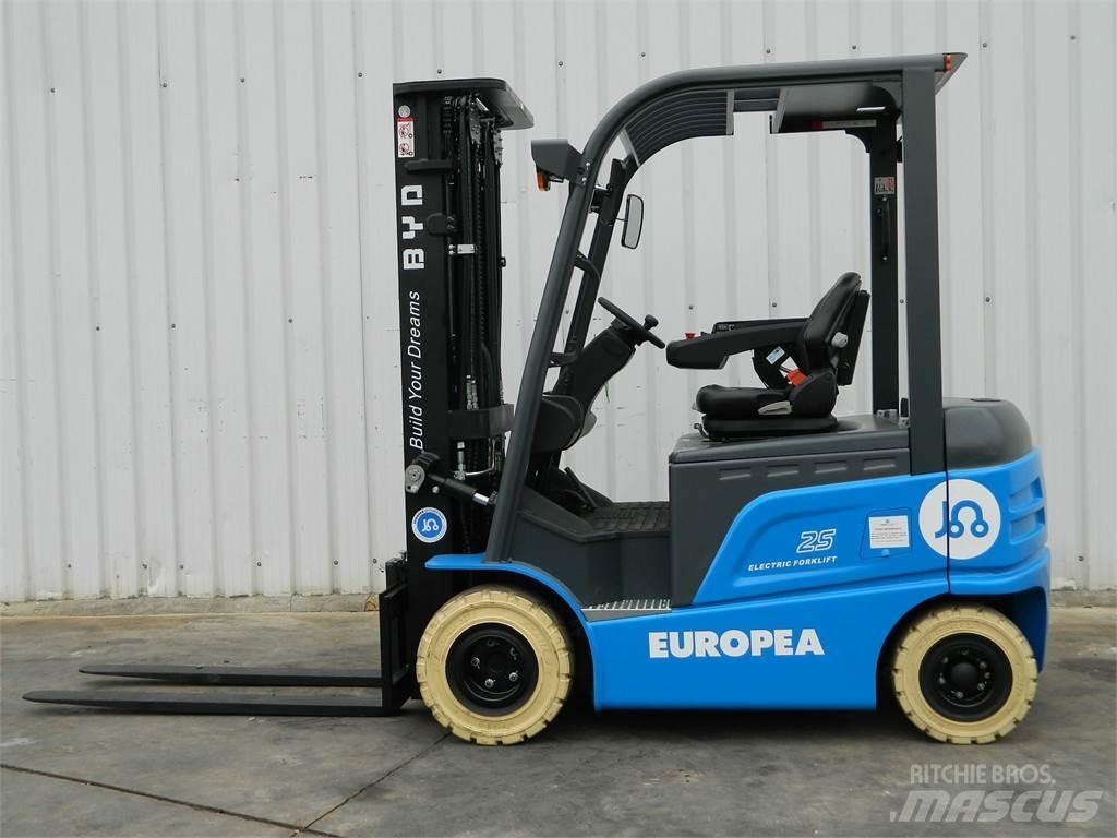  ECB25C 电动叉车