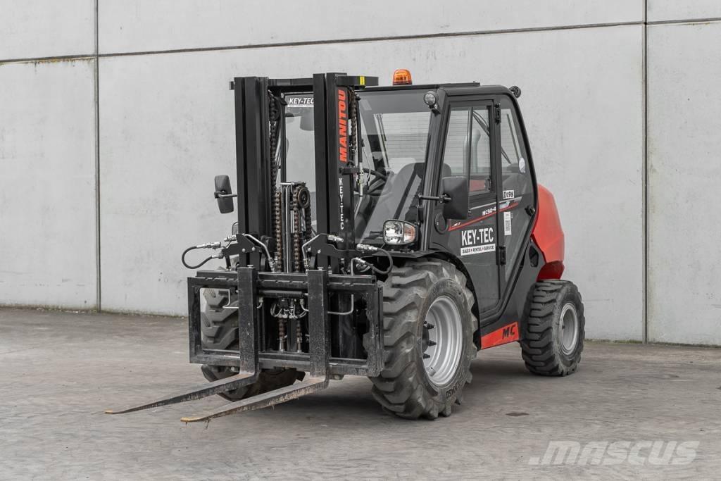 Manitou MC 30-4 柴油叉车
