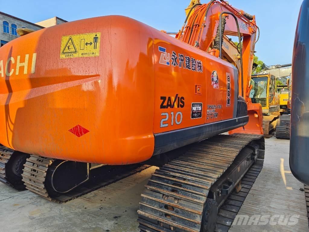 Hitachi ZX 210 履带挖掘机