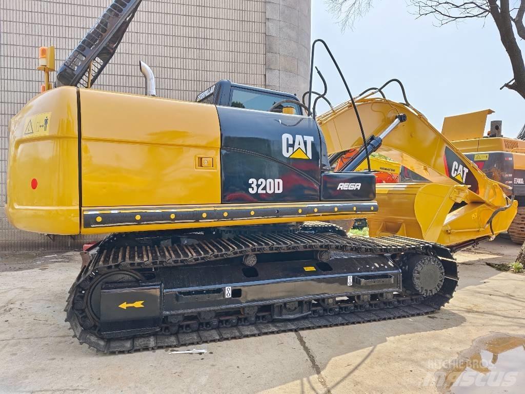 CAT 320 D 履带挖掘机